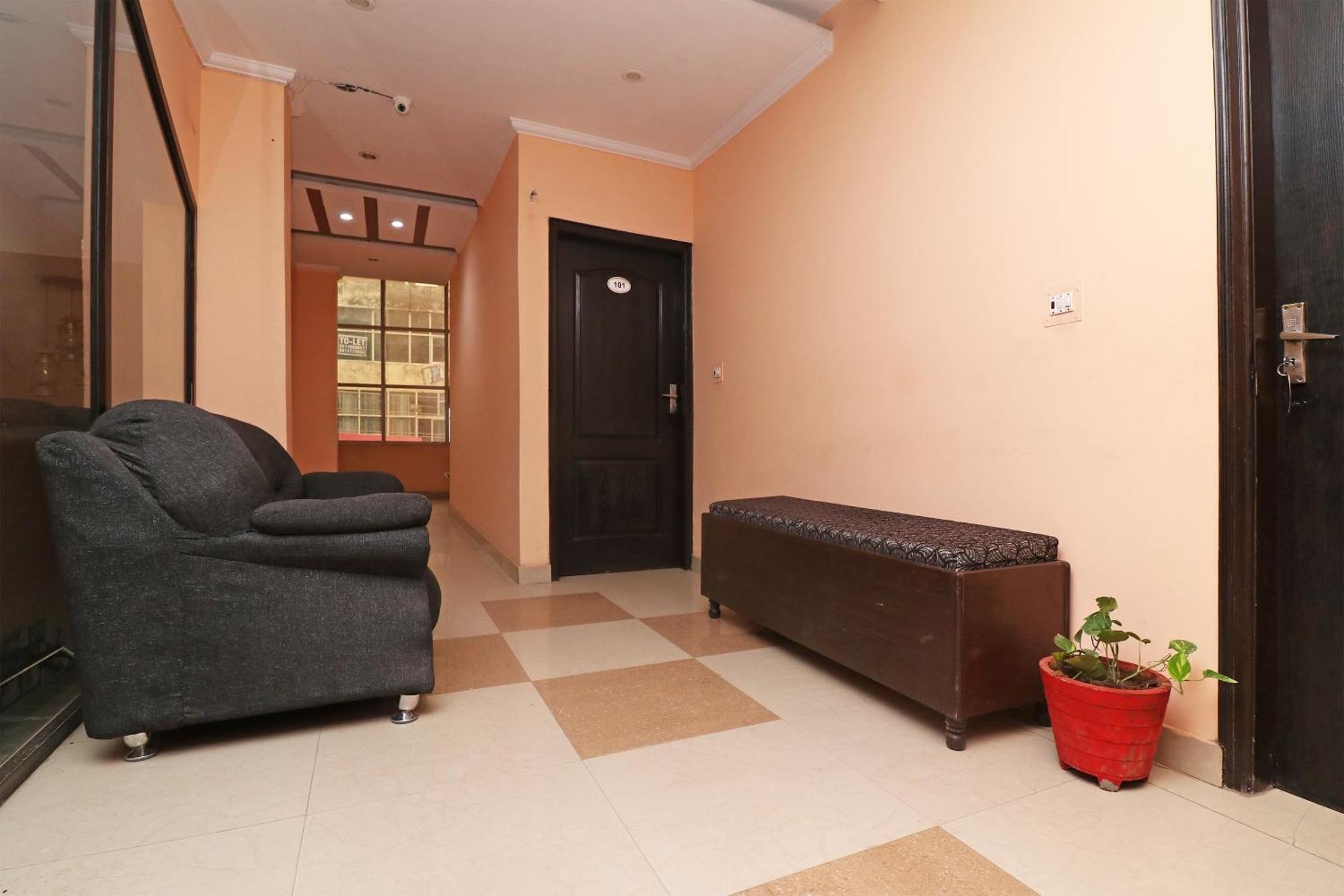 Hotel O Alpine Residency Faridabad Ngoại thất bức ảnh